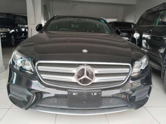 Mercedes Benz E200 Black on sale image 4
