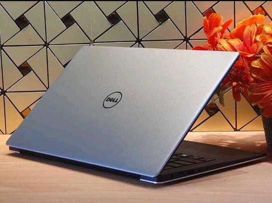 Dell XPS image 1