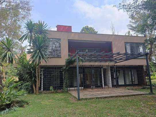 4 Bed House with En Suite at Gigiri image 19