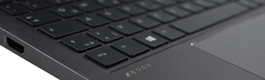 hp zbook studio g2 xeon image 2