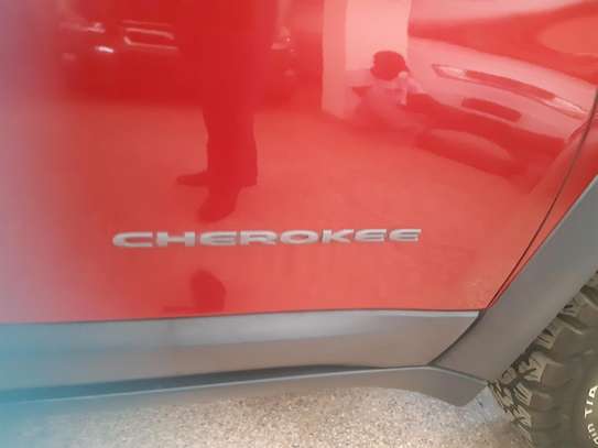 2015 jeep cherokee image 7