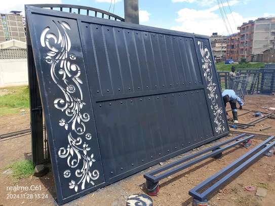 Sliding gates image 11