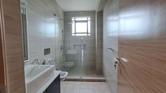 3 Bed Apartment with En Suite at David Osieli image 18