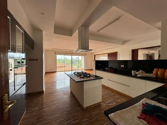 3 Bed Apartment with En Suite in Kileleshwa image 19