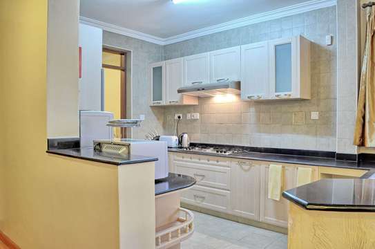 Furnished 2 Bed Apartment with En Suite in Upper Hill image 16
