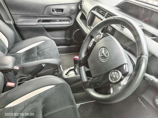 Toyota Aqua G's Grey image 3
