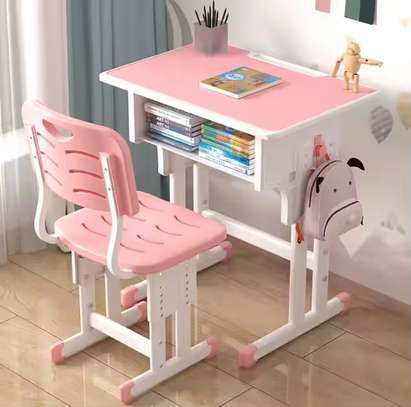 Kids' Desk and Seat Set image 8