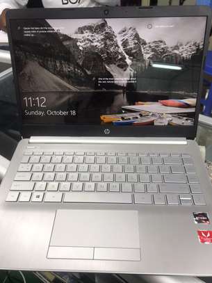 HP Notebook - 14S-dp0xxx image 5