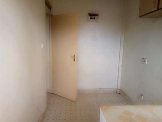 AVAILABLE TWO BEDROOM MASTER ENSUITE FOR 19K image 14