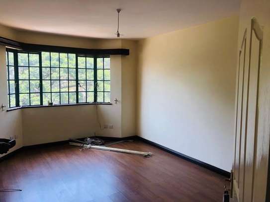 4 Bed Apartment  in Lavington image 3
