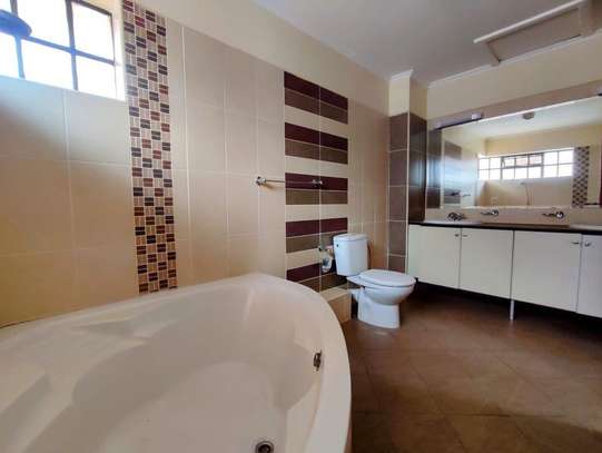 4 Bed Townhouse with Swimming Pool at Shanzu image 8