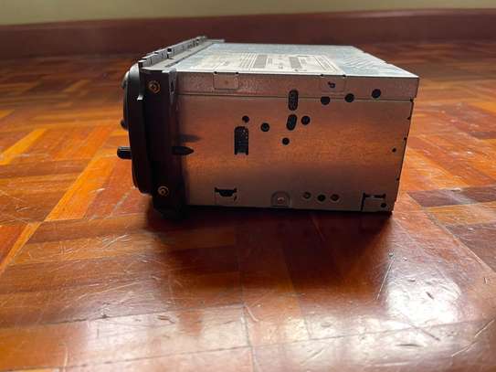 2001 Jeep Grand Cherokee OEM Radio Unit image 7