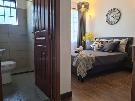 Spacious 4 bedroom plus DSQ image 8