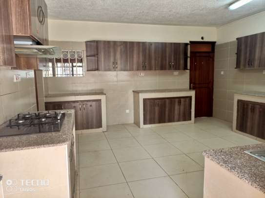 5 Bed House with En Suite at Off Ruaka Rd image 11