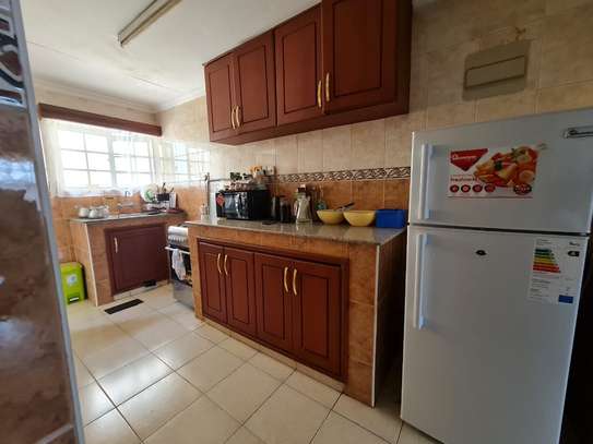 Furnished 1 Bed Apartment with En Suite in Kilimani image 7
