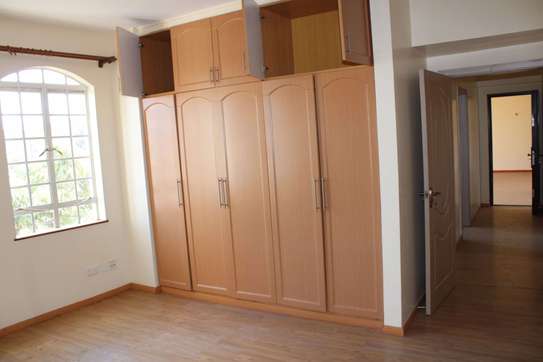 3 bedroom apartment for sale in Kileleshwa image 18