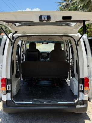 Nissan Nv200 white image 2