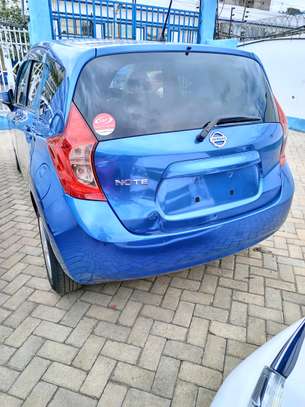 Nissan. Note blue image 2