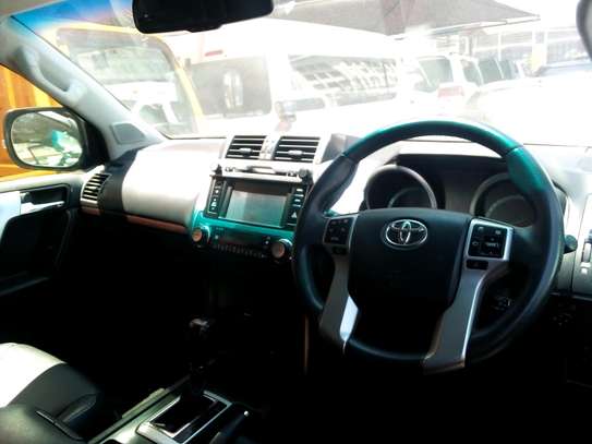 Toyota prado 2015 image 2