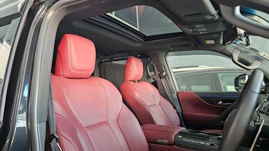 Lexus LX600 black 2024 zero mileage image 8