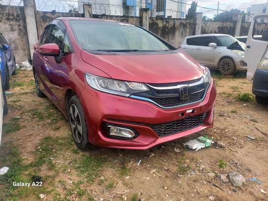 HONDA FIT NEW SHAPE 2017 MODEL. image 3