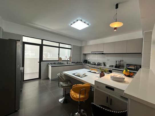 4 bedrooms + SQ For Sale in Kileleshwa, Nairobi image 2