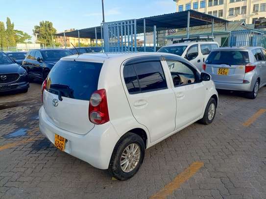TOYOTA PASSo KDA white image 5