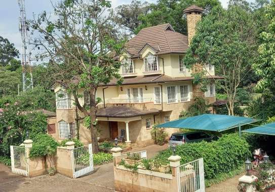 5 Bed Townhouse with En Suite in Lavington image 4