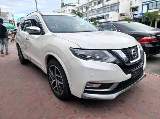 Nissan xtrail image 1