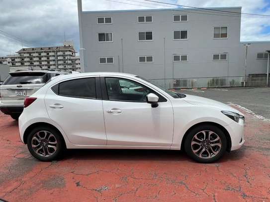 MAZDA DEMIO 15S TOURING L PACKAGE image 7