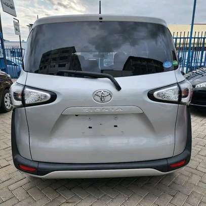 TOYOTA SIENTA 2016MODEL. image 1