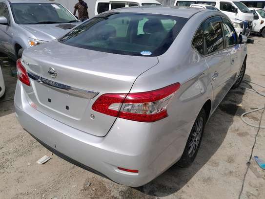 NISSAN SYLPHY image 4