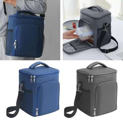 Classic Thermal Insulated Lunch Bag  23*19*28cm image 2
