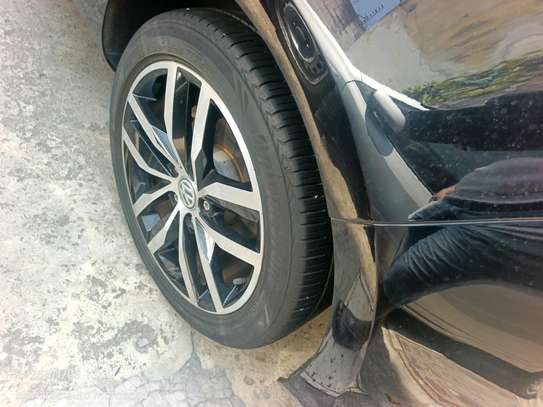 Volkswagen  Golf 1400cc image 6