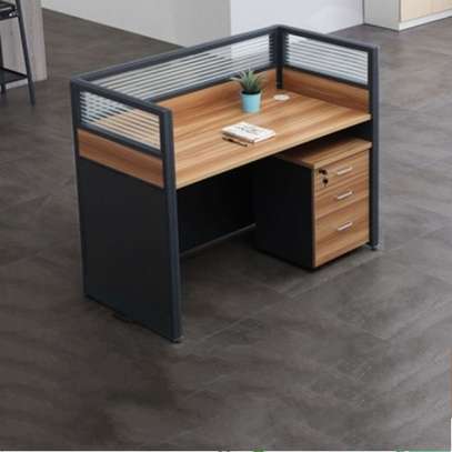 Workstations: Modern One User Workstation image 6