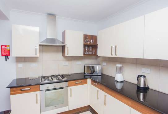 Serviced 3 Bed Apartment with Swimming Pool in Upper Hill image 5