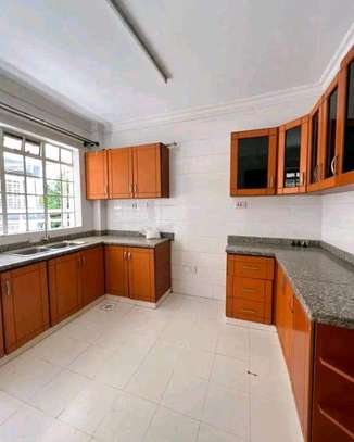 3bedroom+ sq to let image 4