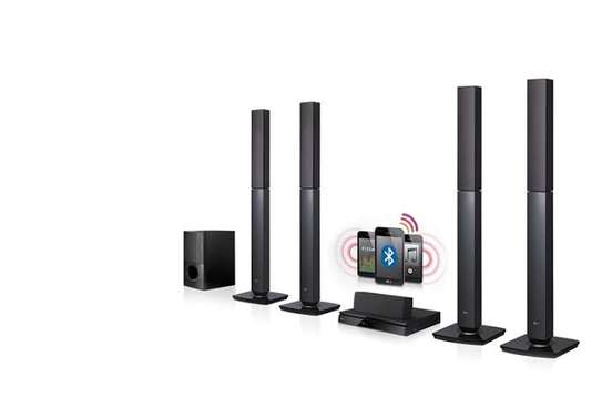 LG LHD 657 Home Theatre System image 1