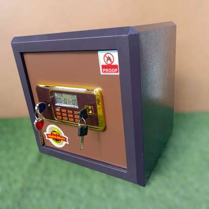 Cabinets: 40Kgs Fireproof Safe image 5