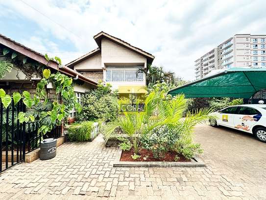 4 Bed Townhouse in Kilimani image 19