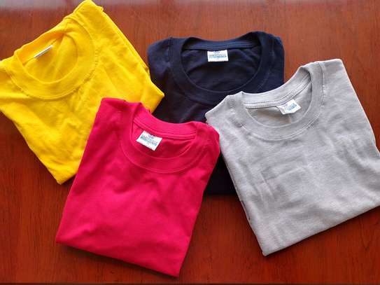 Plain T shirts image 3