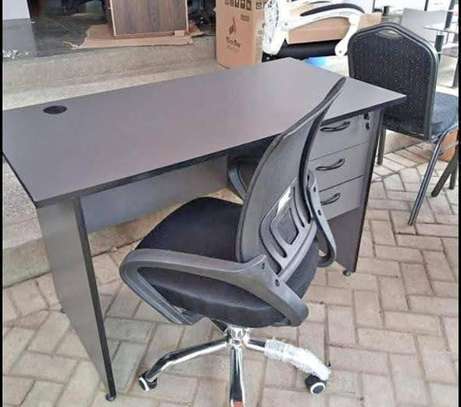 Adjustable office chair and desk image 12