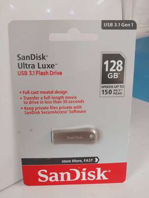 SANDISK ULTRA LUXE USB 3.1 FLASH DRIVE 128GB image 2