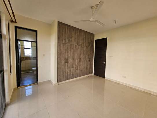 3 Bed Apartment with En Suite in Nyali Area image 12