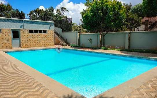 5 Bed Townhouse with En Suite at Spring Valley image 20