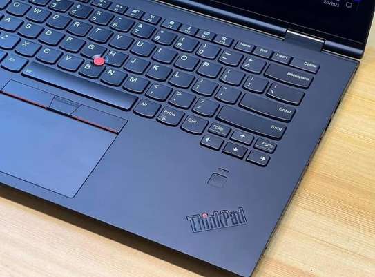 Lenovo ThinkPad x1 l yoga laptop image 4