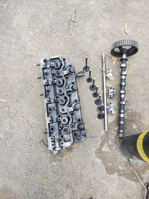 Pajero 4d56 cylinder head with valves and nozzles+starter image 1