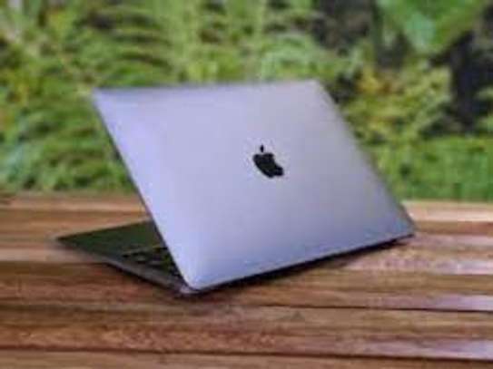 MacBook Air M1 8gb 256gb image 2