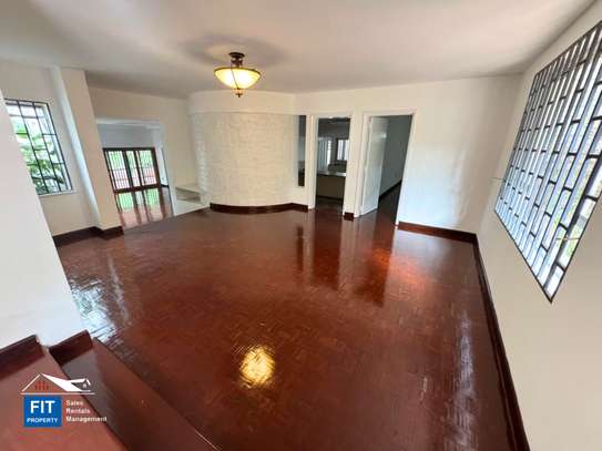 4 Bed Villa with En Suite in Muthaiga image 18