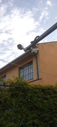 DStv Installer image 2